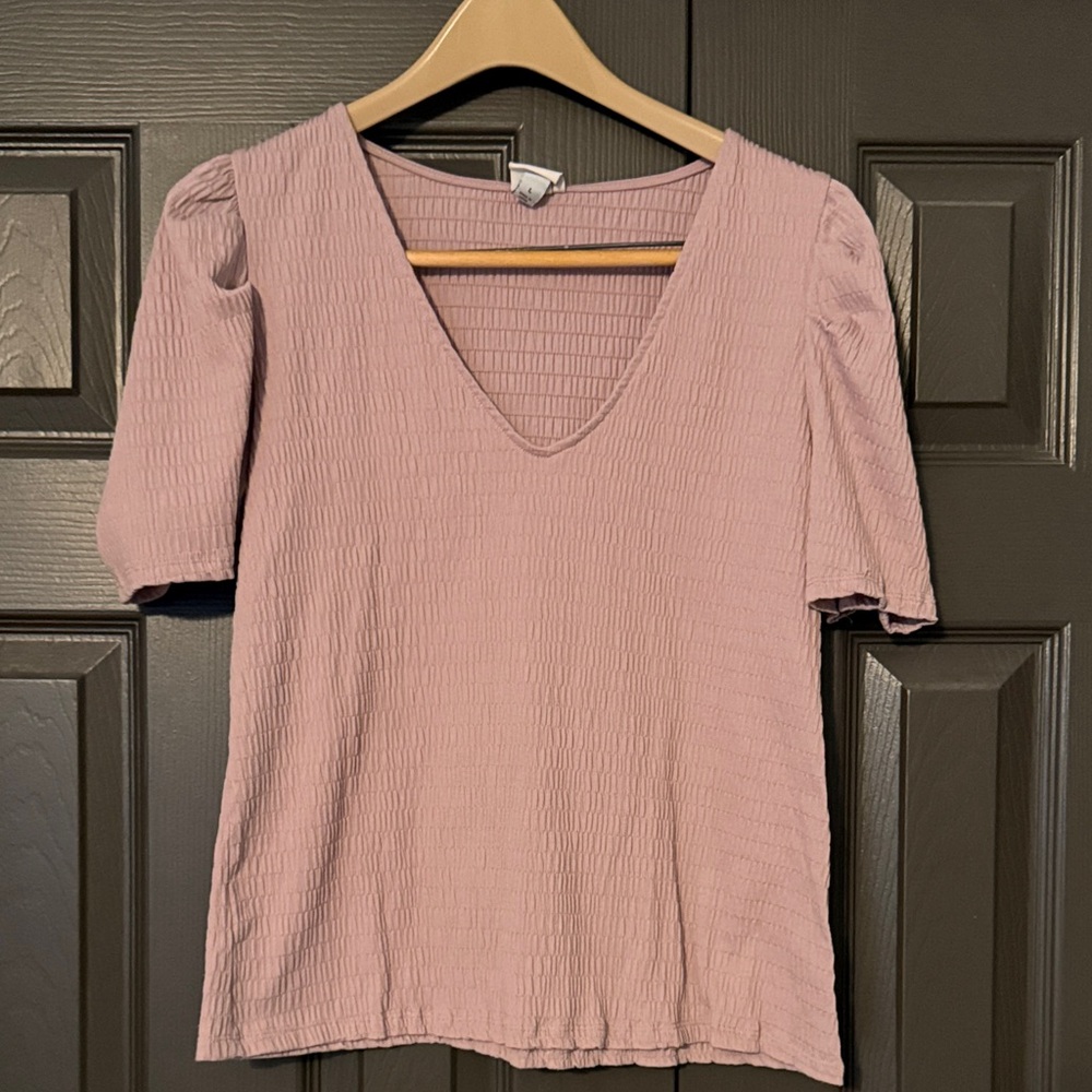 Elegant Pink V-Neck Women's Top
